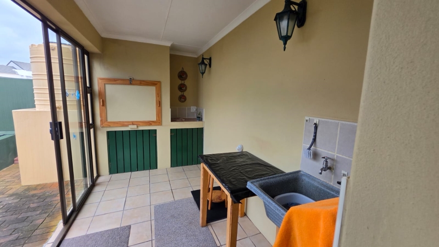 3 Bedroom Property for Sale in Stilbaai Wes Western Cape
